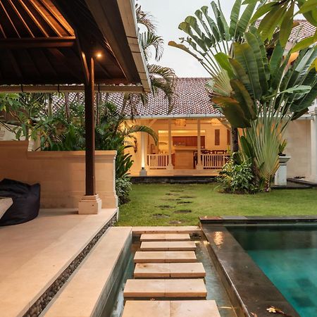 Uma Lima Villa Batu Belig - Close To The Beach 캉구 외부 사진